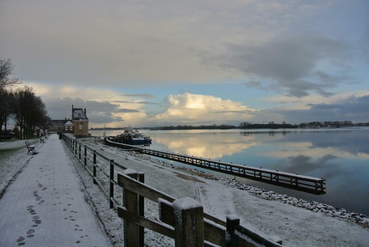 B&B Veers Buuten Veere Esterno foto
